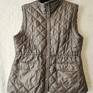 Quilted Sleeveless Vest in Taupe with Snap Front